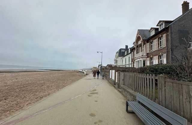 Charming T3 on the seafront