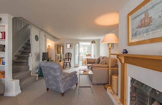 Charming, traditional Victorian cottage in the heart of the conservation area of Deal