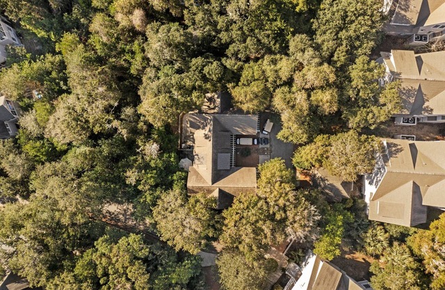 Charming two-bedroom cottage near East Beach