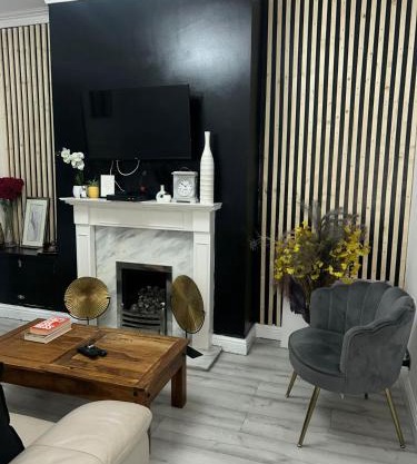 Charming Victorian Retreat 4BR House in Central Manchester