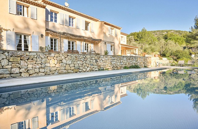 Charming VILLA 7 Rooms with Pool
