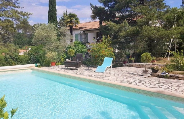 Charming villa in Luberon