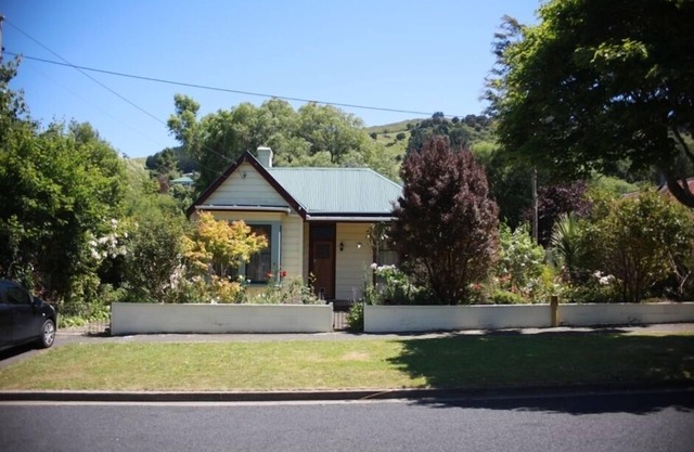 Charming villa on tree-lined street