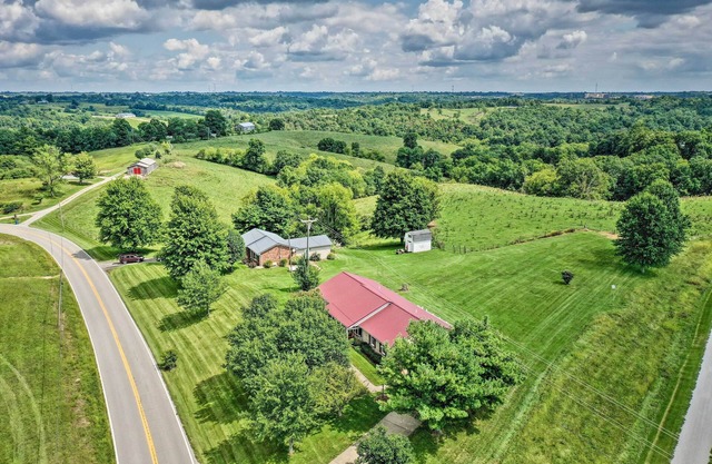 Charming Williamstown Retreat w/Private Yard