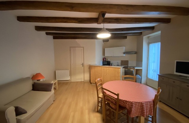 Charmy apt with WIFI 70m from the Spa - Pets allowed