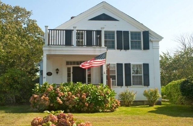 Chatham Village - Lovely 2 bedroom apartment in the antique home