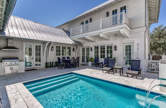 Checked Out Cottage - LUXURY HOME! PRIVATE POOL, CONCIERGE SERVICES!