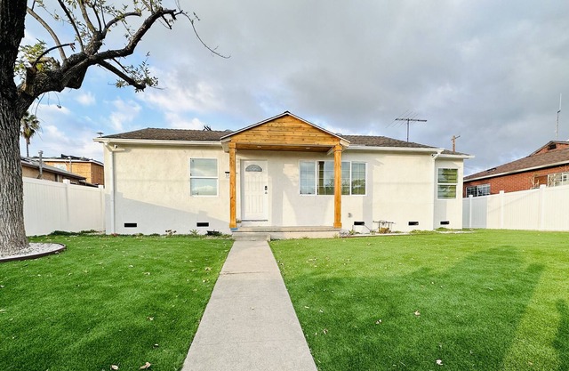 Cheerful and modern 3-bedroom luxury retreat