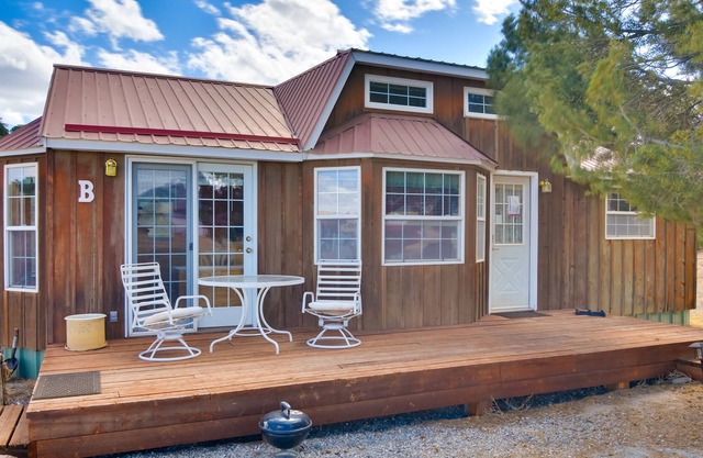 Cheerful Salida Cottage: Deck, Farm, Mountain View