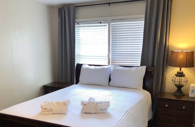 Cheerful Summerville Home in a Convenient Location