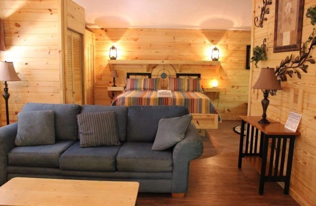 Cherokee Ridge 6 - 3rd Night Free! See Details Below.