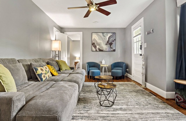 {Cheryl's Blackstone Retreat} A quiet place with ultimate convenience to explore