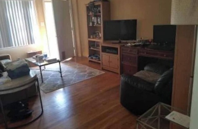 Chic 1-bedroom apartment in lovely Beverly Hills with WiFi, AC