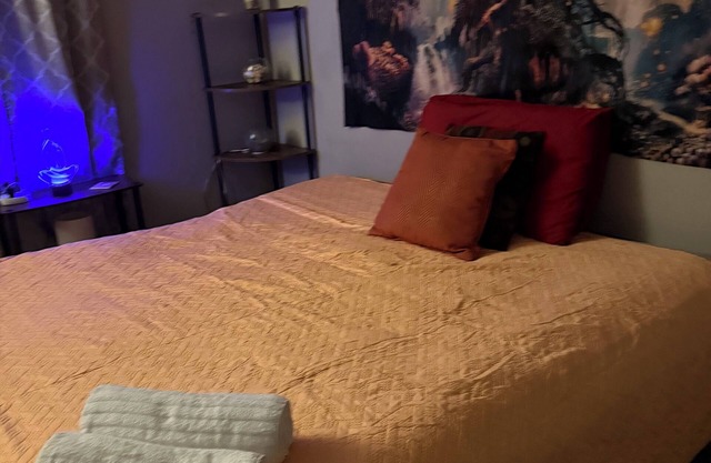 Chic 1-bedroom apartment with WiFi, AC in charming Raleigh