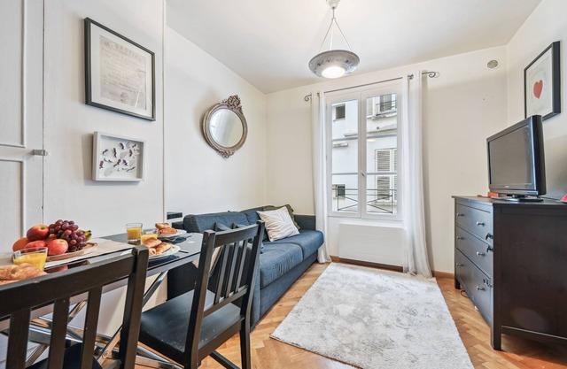 Chic 1BR Apartment near Eiffel Tower