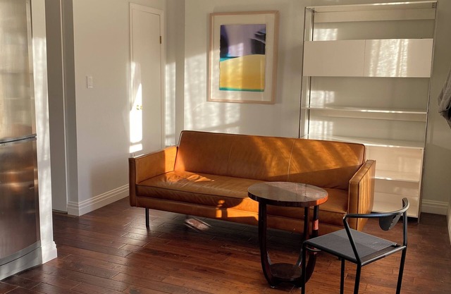 Chic apartment in cool Brooklyn with WiFi, AC