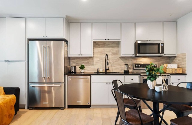 Chic East Austin Apt | Near Downtown