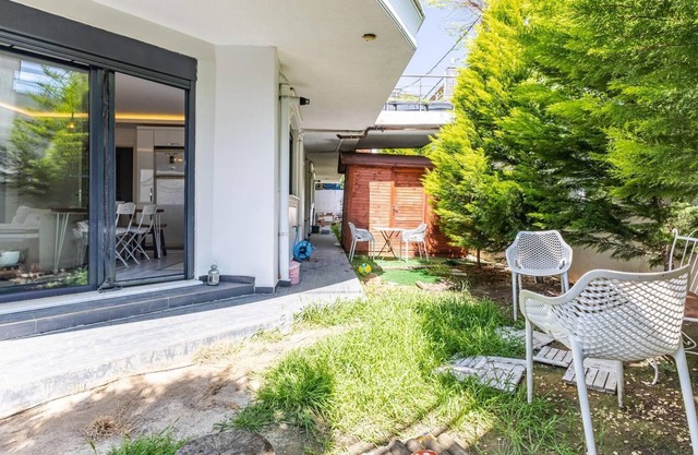 Chic Spacious Flat With Garden in Istanbul Maltepe