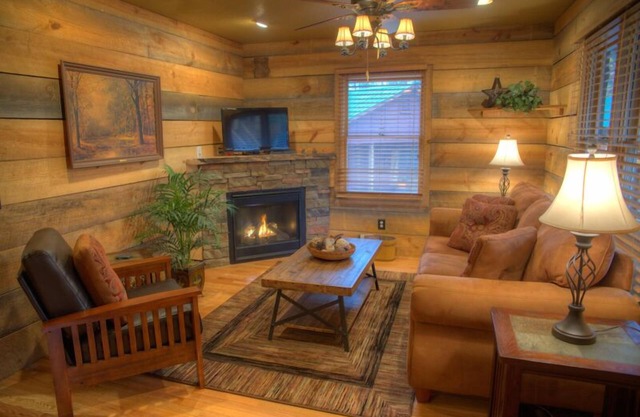 Chimney Mtn 3 | Dog Friendly Cabin with Covered Hot Tub and Hot Tub. Near Helen