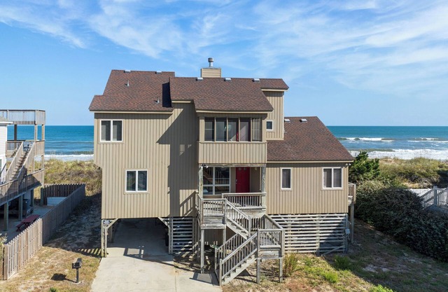 Chirality: Oceanfront | Direct Beach Access