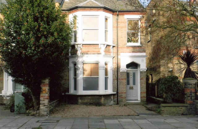 Chiswick, London,W4, 2 Bedroom Garden Flat.