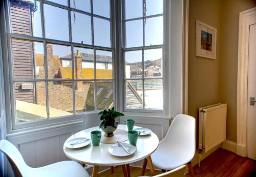 Cinque Ports Retreat (Old Town Hastings)