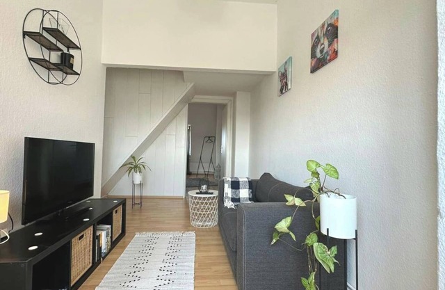 City Apartment-Best location!