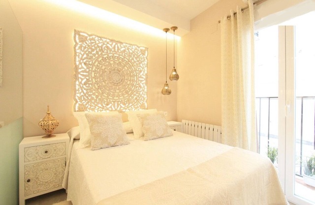 CITY CENTER ZEN Boutique Studio with WiFi & AC.