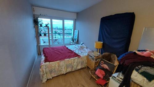 City View Room near Paris 15 mins to Châtelet