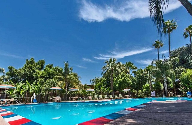Clarion Hotel Bakersfield North