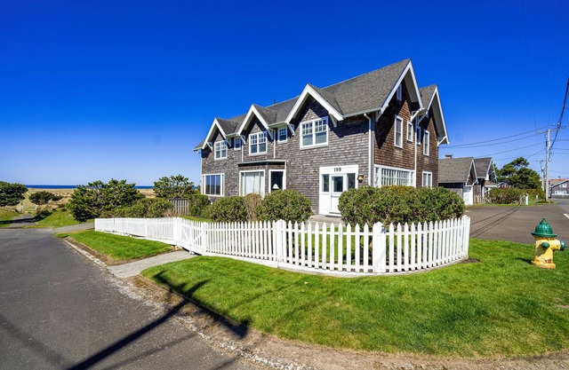 Classic Two-Story Beach House w/Free WiFi, Gas Fireplace, & Washer/Dryer
