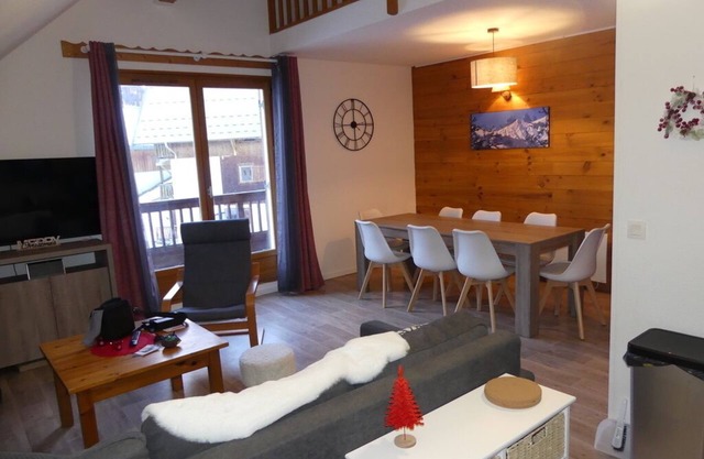Classified 3 * very nice 96 m2 4-room apartment 150 m from the slopes and close to shops