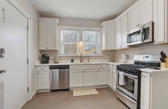 Clean 3 Bedroom home
