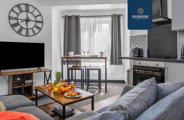 Cleppie Court - 3 Bedrooms, 4 Beds.