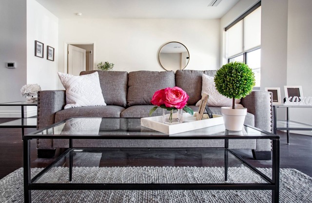 Cleveland Luxe Apartment w/Patio