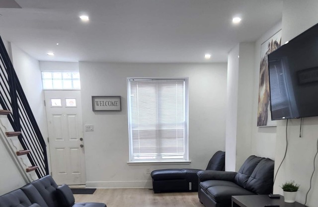 Close to arenas and Center City