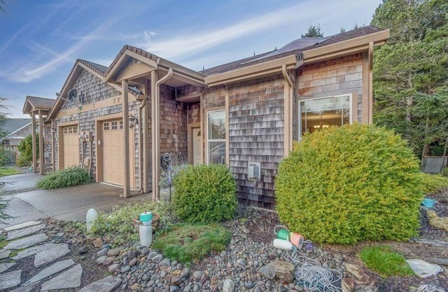 Close to Beach, Discovery Trail, Firepit, Gorgeous, W/D (OceanBr)