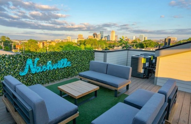 Close to it all*Rooftop*Photo Walls*BBQ on Roof