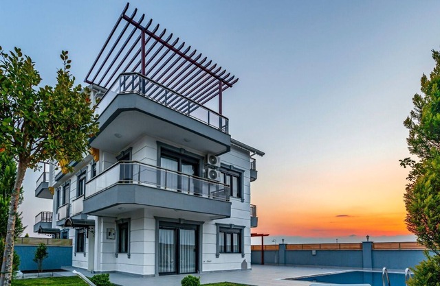 Close to the Center Villa in Serik Belek with Pool-Awz167