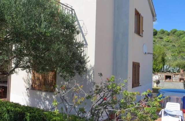 Close to the most convenient and breezy beach in Maratea, with garden and terrace.