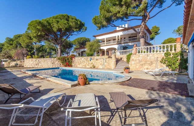 Club Villamar - Stunning home with private pool in a quiet area for a relaxing family holiday
