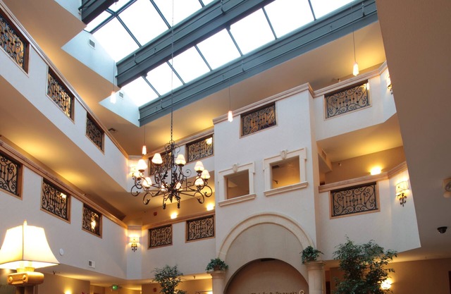 Coast Burbank Hotel
