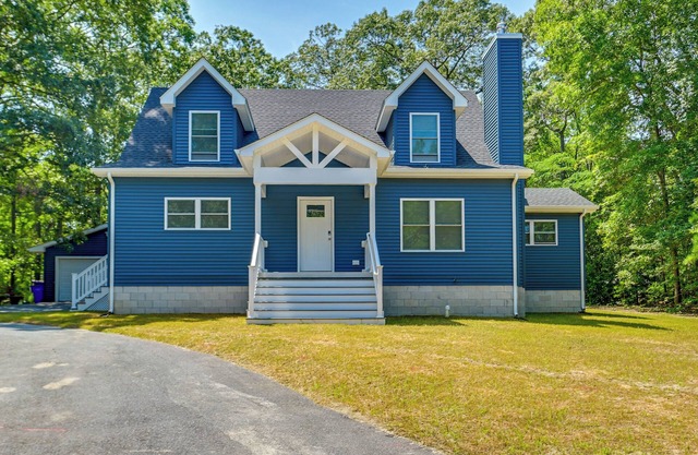 Coastal Comfort: Rehoboth Beach Getaway w/Porch!
