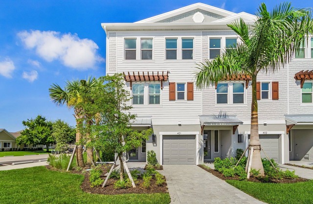 Coastal Fun at Charming Retreat - Sea Haven