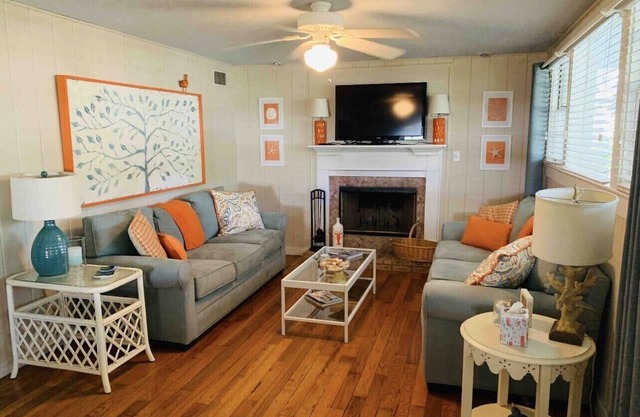 Coastal Serenity - Old time charm with a coastal touch near the beach.