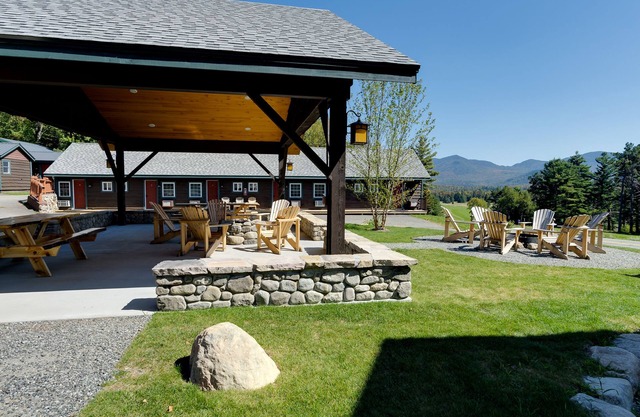 Cobble Mountain Lodge