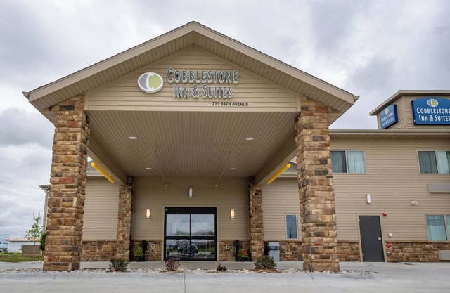 Cobblestone Inn & Suites - Sheldon