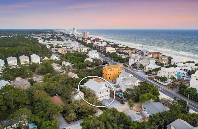 Coconut Cove - Luxury 30A Beach House in Seagrove with Private Pool