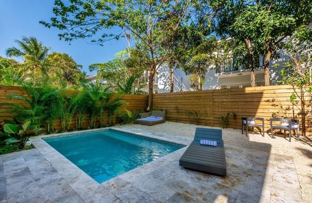 Coconut Grove Villa