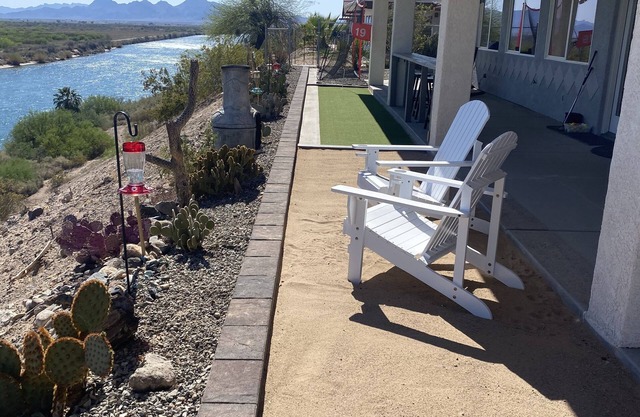 Colorado River Retreat w/RV spot